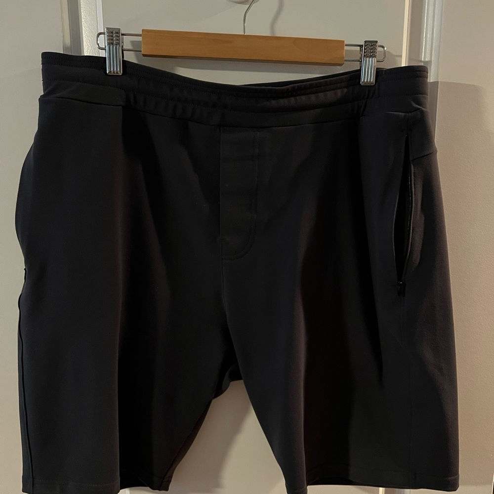 Public Rec / All Day Every Day Short / 36R / Stone Grey